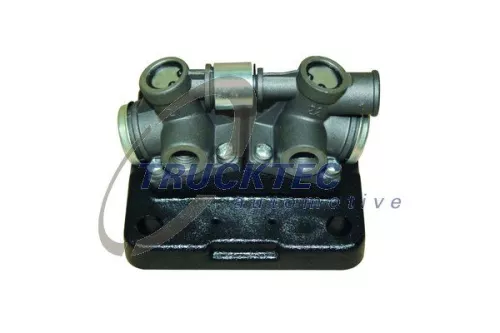 TRUCKTEC AUTOMOTIVE Multiport Valve (01.24.221)